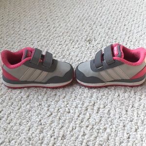 Adidas toddler Velcro shoes size 5
